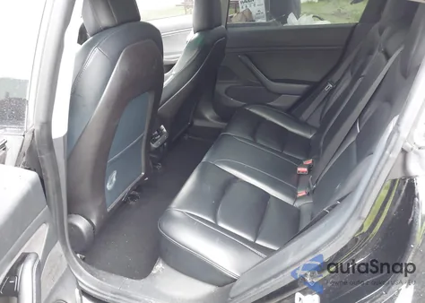 2020 Tesla Model 3 Long Range Dual Motor All-Wheel Drive z USA, uszkodzony, nr VIN 5YJ3E1EB9LF649512